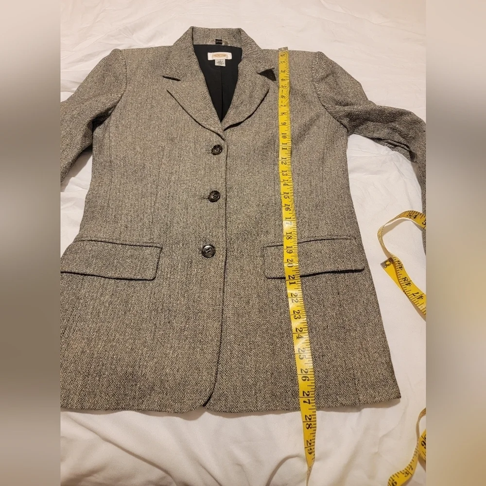 TALBOTS Blazer Size 4 Silk Wool Blend Academia Quiet Luxury Preppy Professional